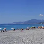 Gaiavacanze Beach * Bordighera