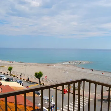 Gaiavacanze Apartament *