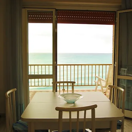 Gaiavacanze Beach Lägenhet Bordighera